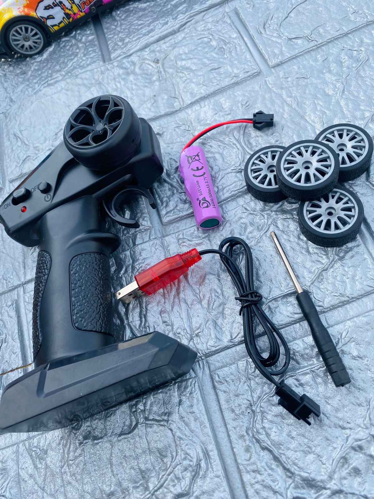 Mini Carro realista de alta velocidad de drifting - Con luces led y control remoto💥 HOY A MITAD DE PRECIO